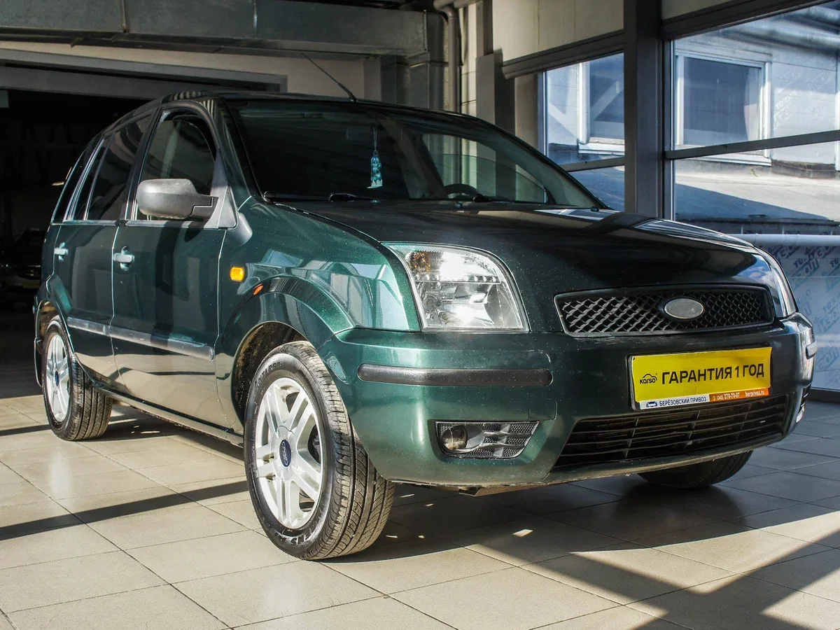 Ford Fusion I