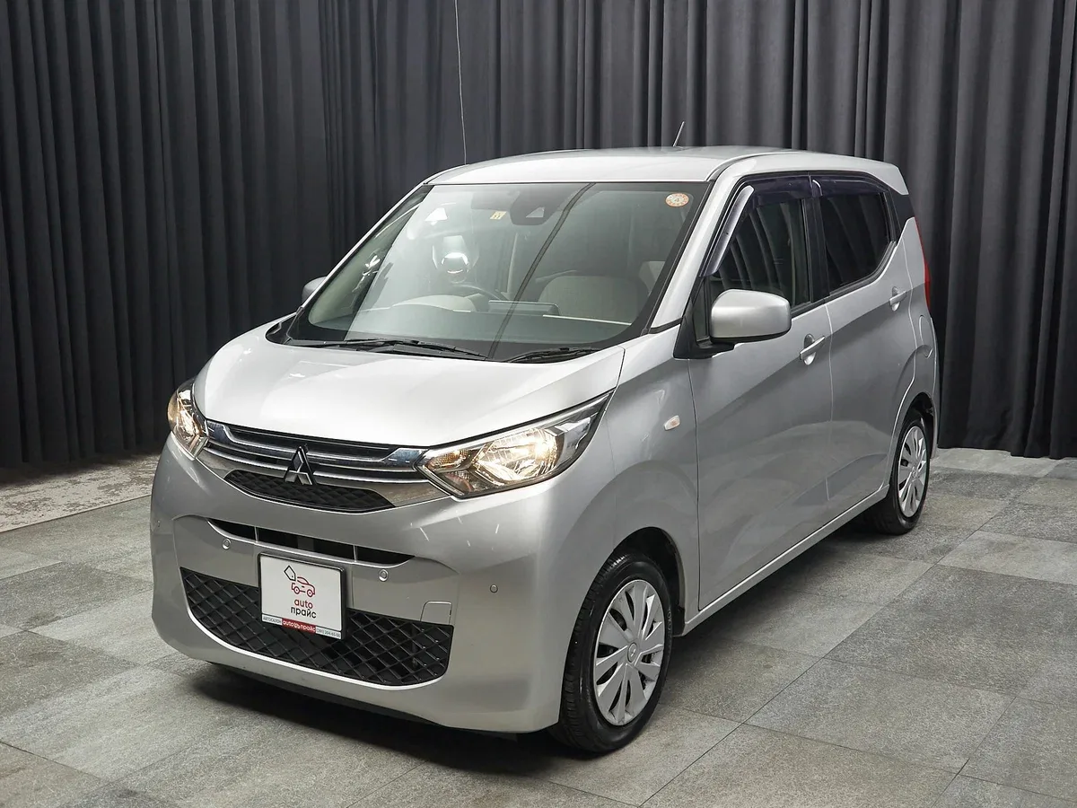 Mitsubishi eK Wagon III Рестайлинг