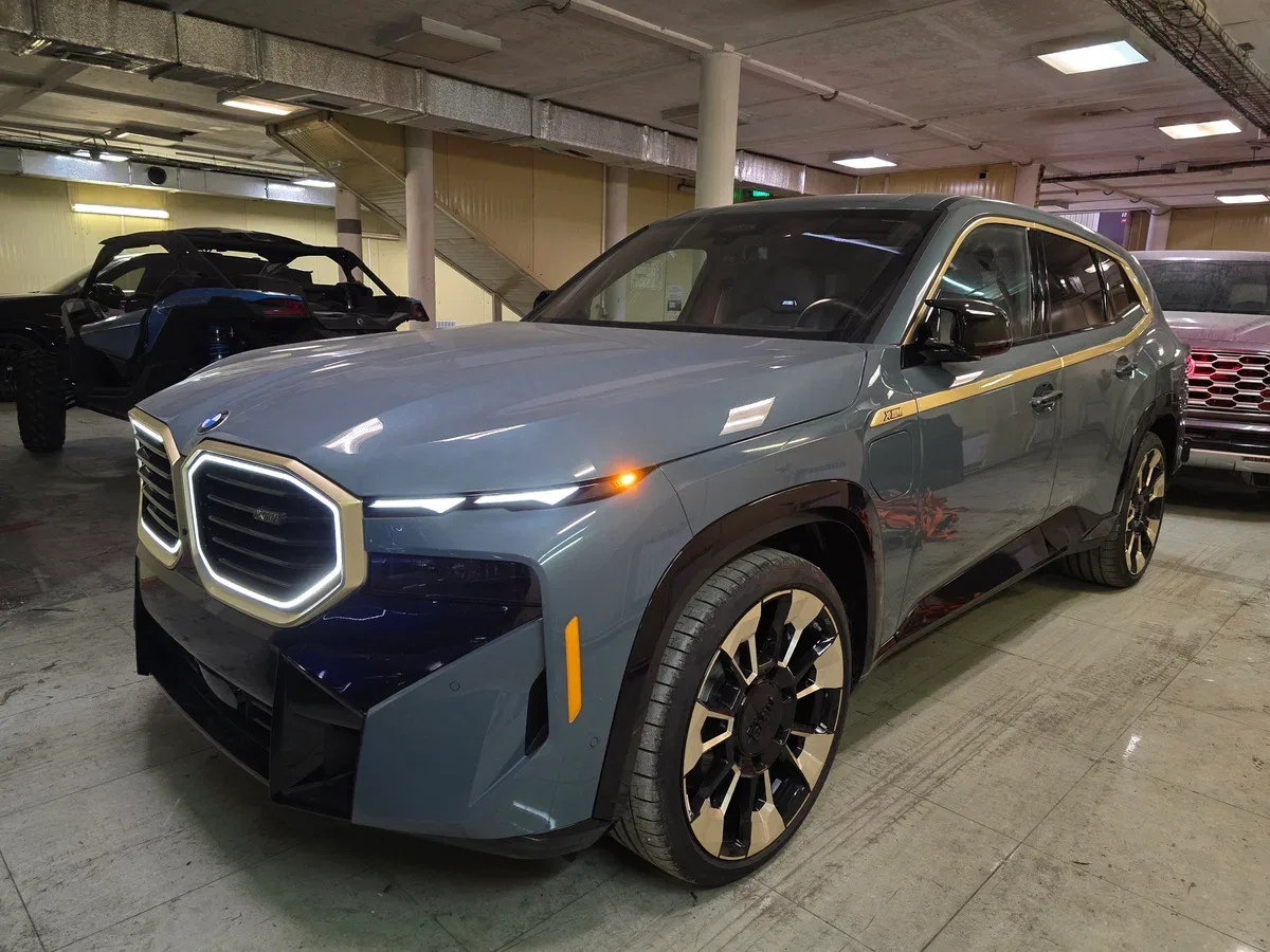 BMW XM