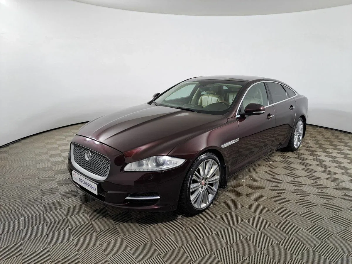 Jaguar XJ IV (X351)