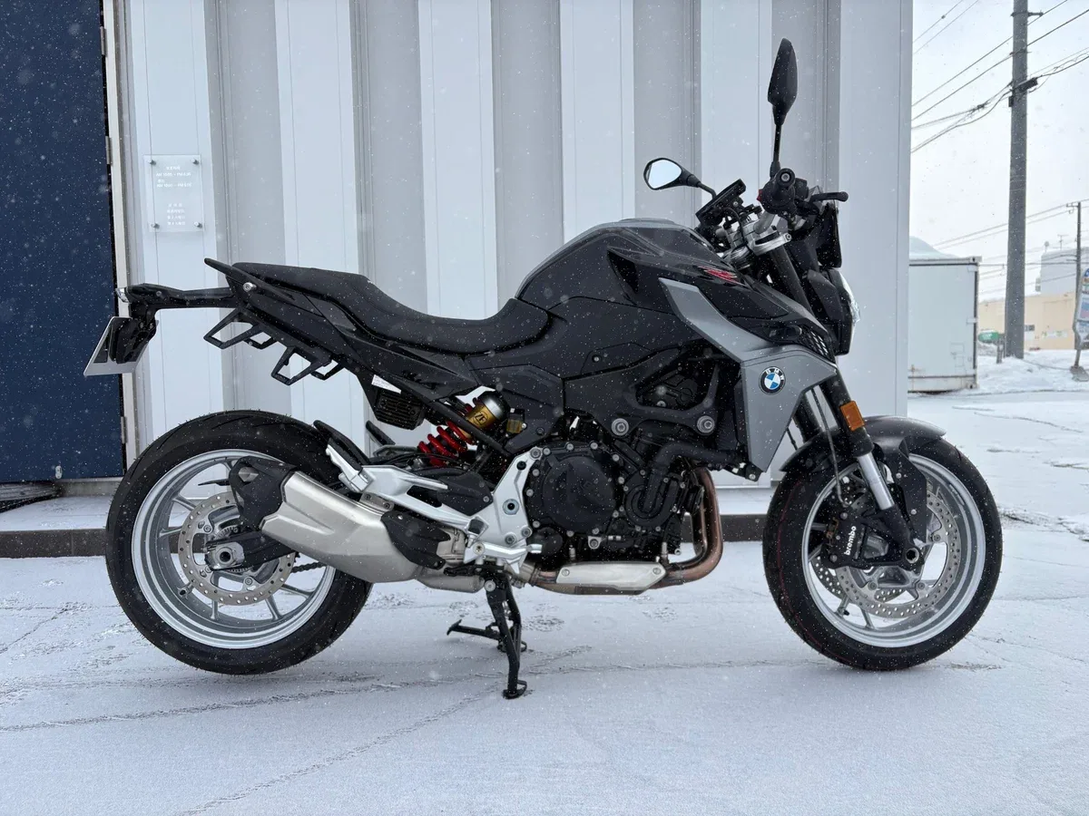 BMW F 900 R