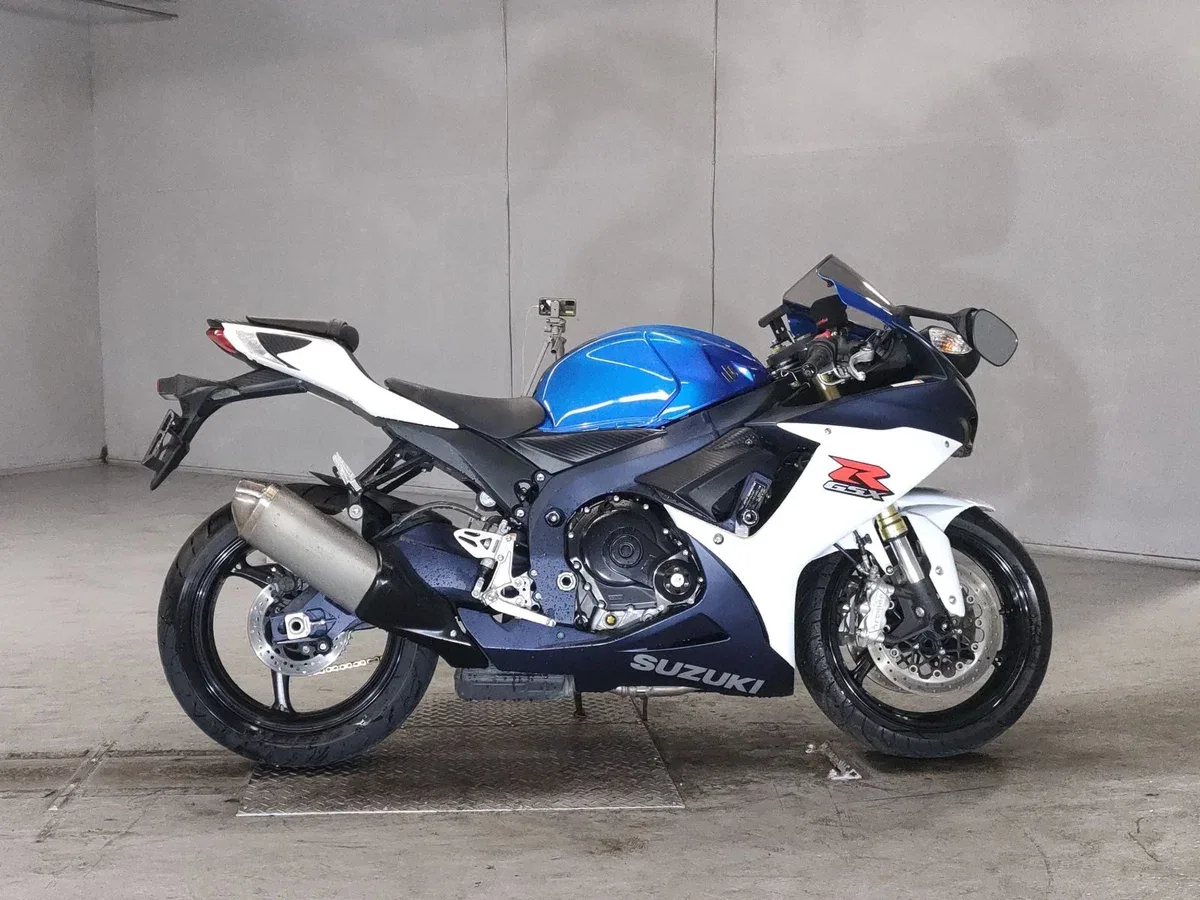 Suzuki GSX-R750