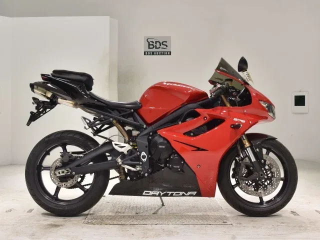 Triumph Daytona 675