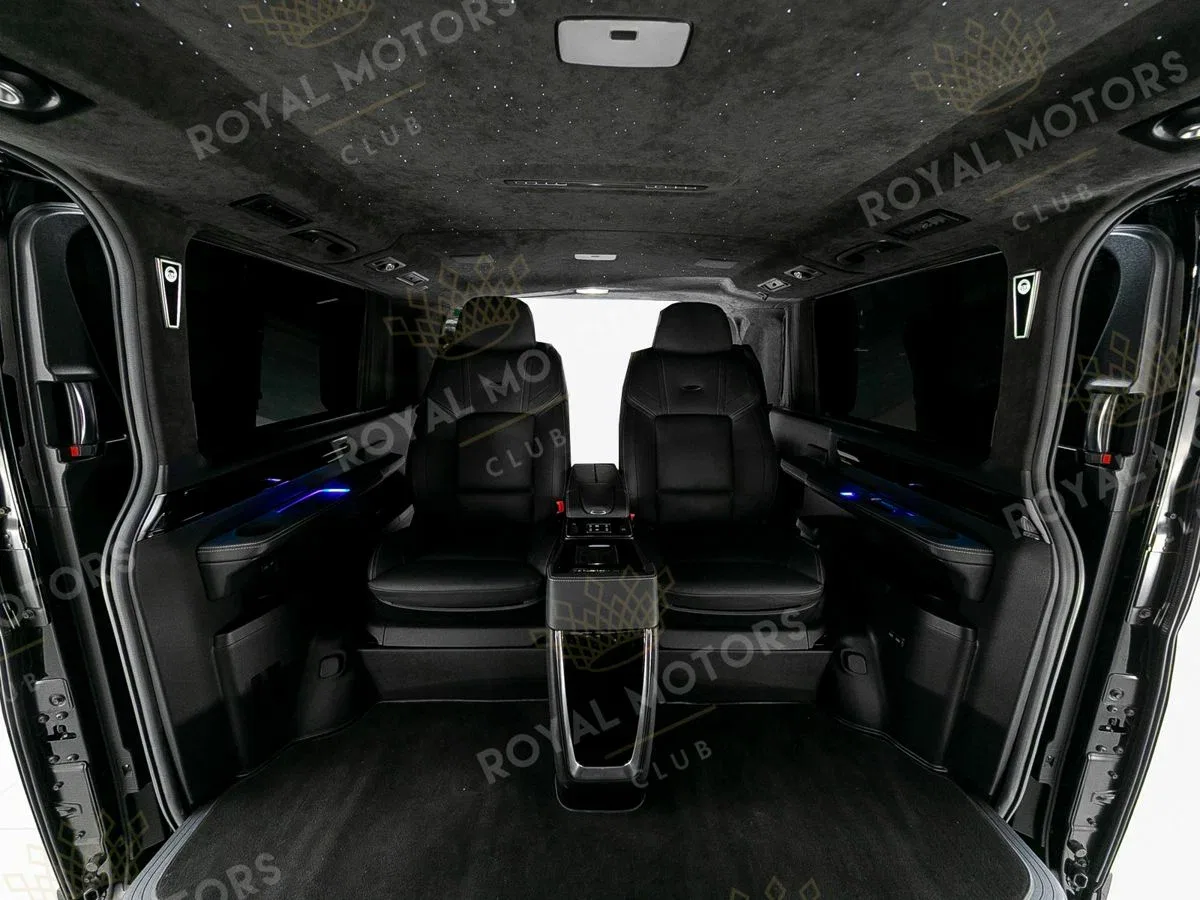 Toyota HiAce H300