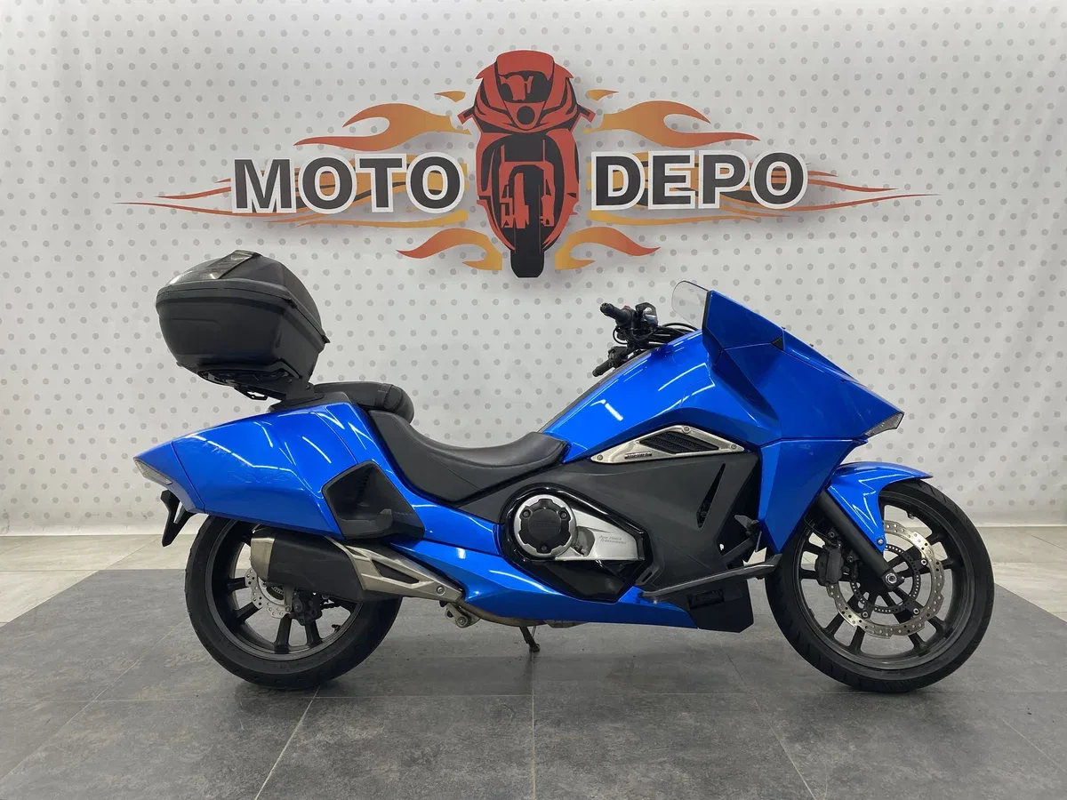Honda NM4