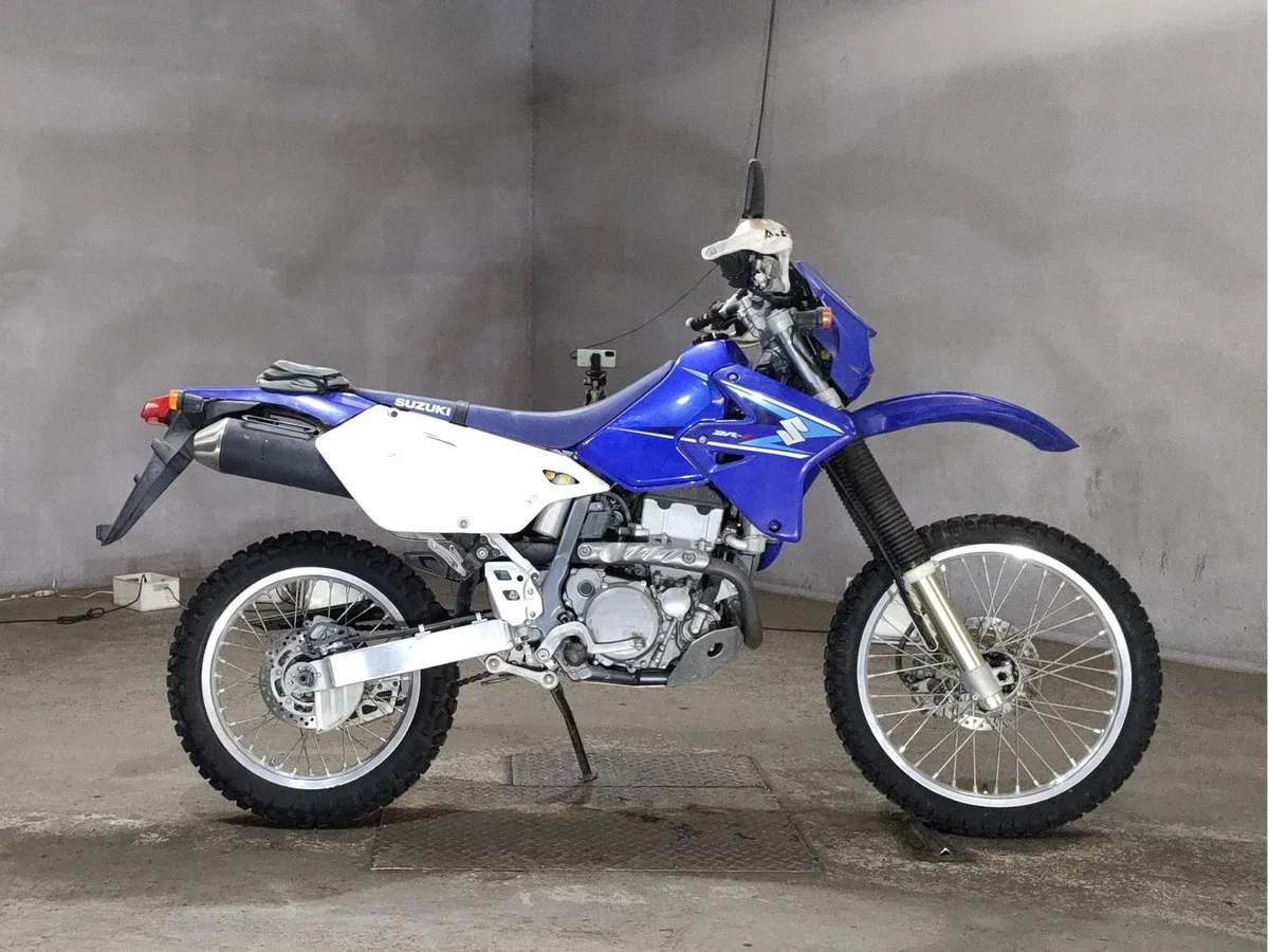 Suzuki DR-Z 400