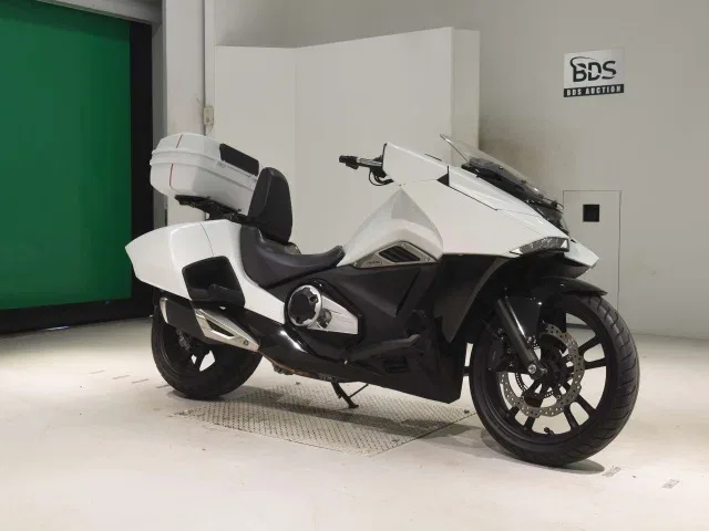 Honda NM4