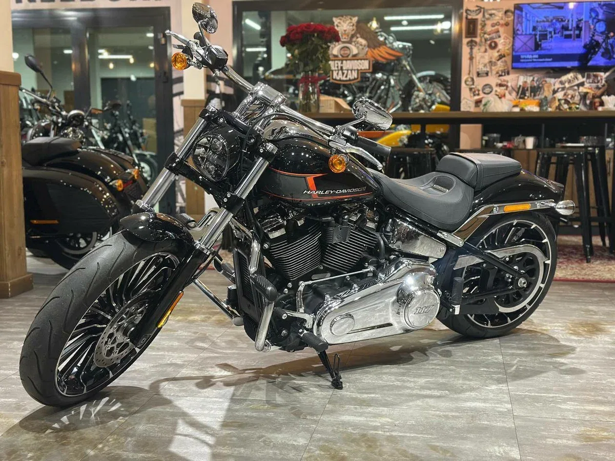 Harley-Davidson Breakout