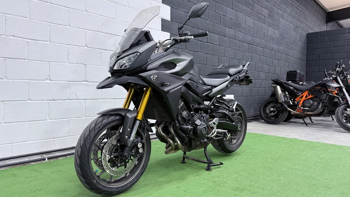 Yamaha MT-09 Tracer