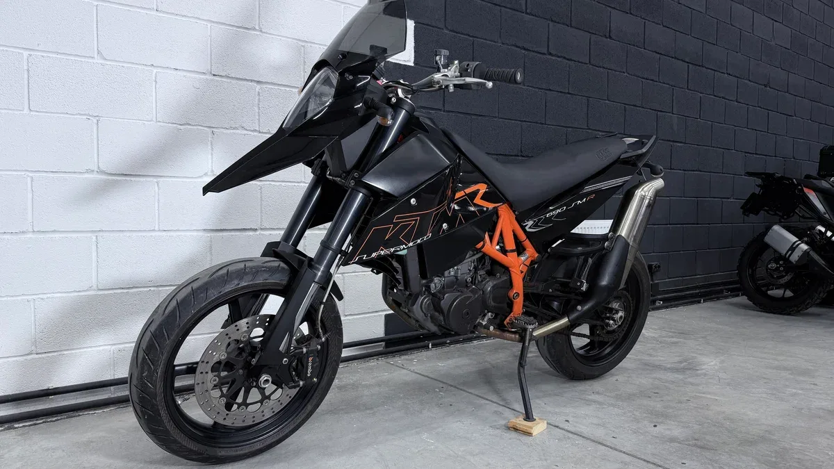 KTM AG 690 SMC R
