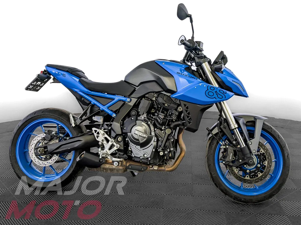 Suzuki GSX-8S