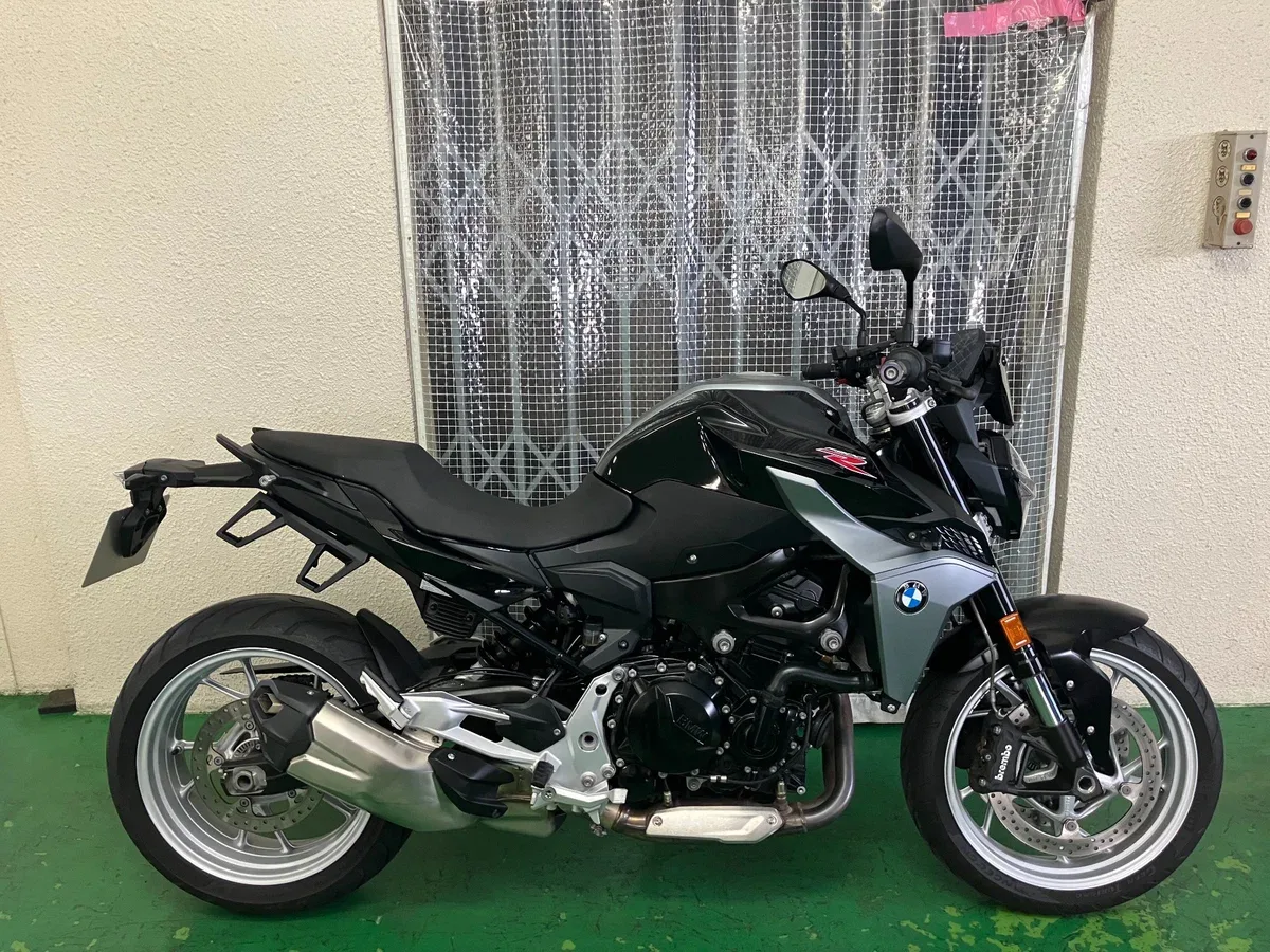BMW F 900 R