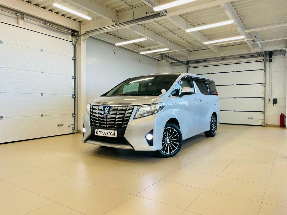 Toyota Alphard III