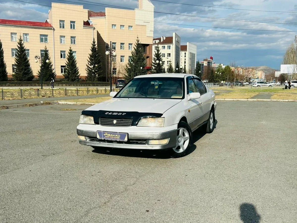 Toyota Camry II (V20)