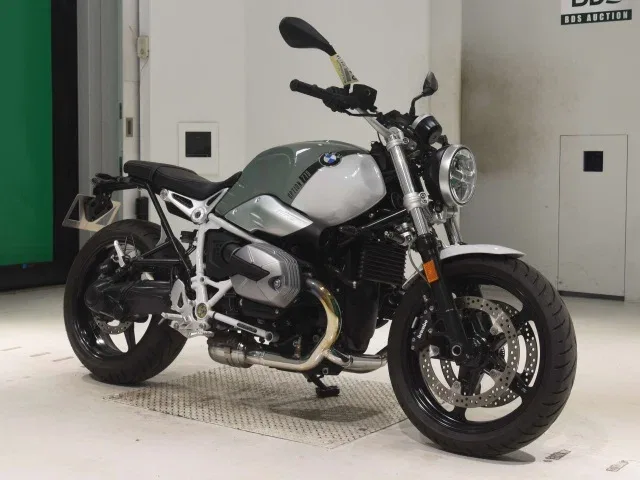 BMW R nine T Pure