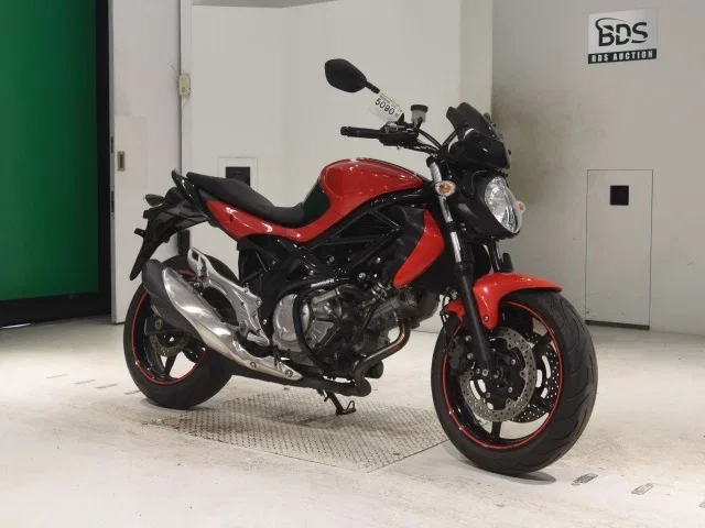 Suzuki SFV 650 Gladius