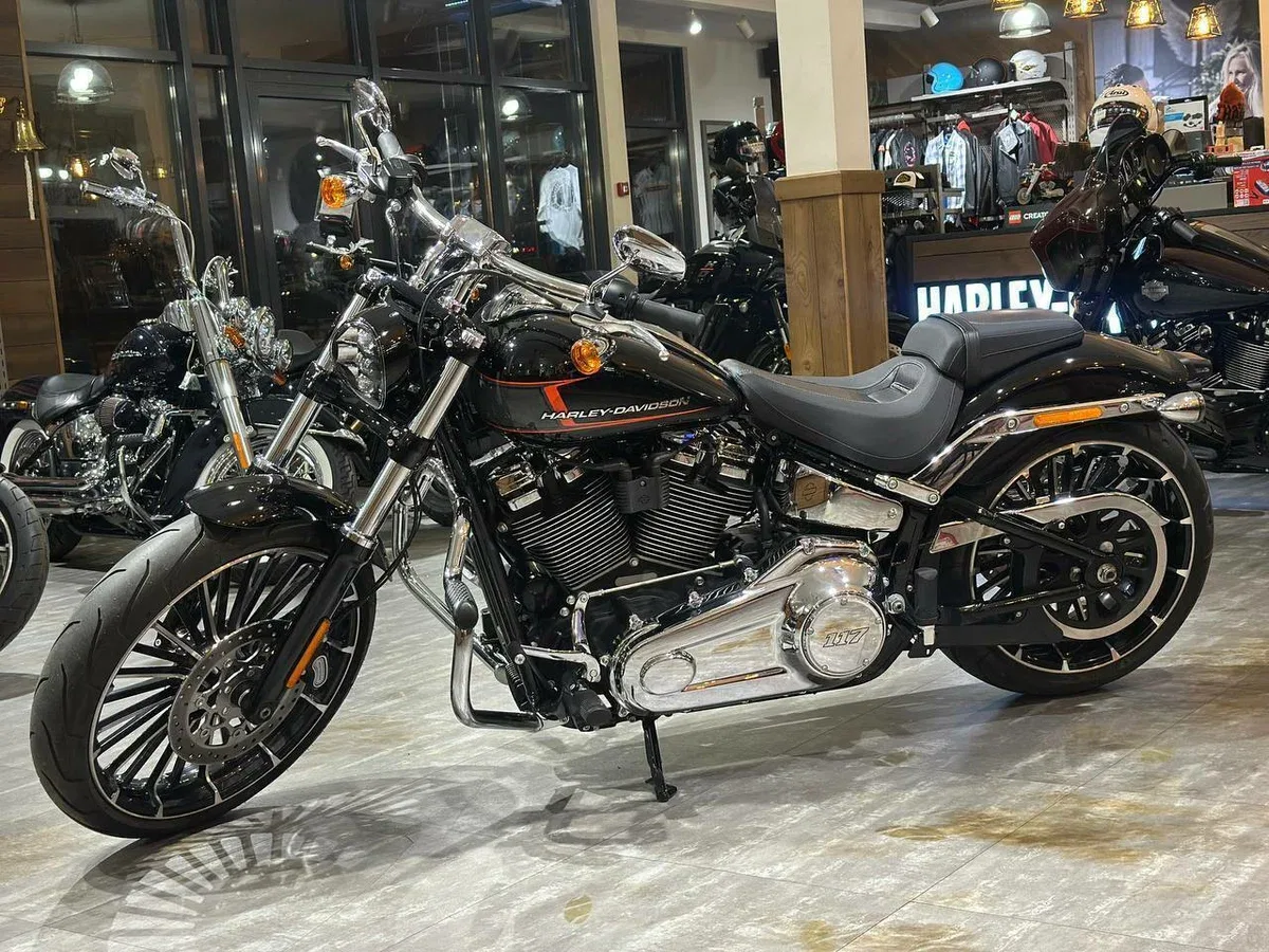 Harley-Davidson Breakout