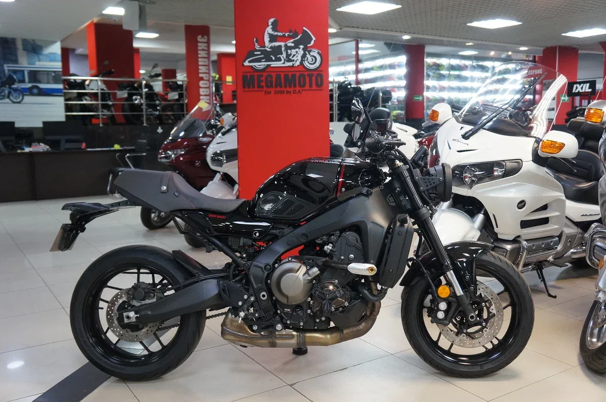 Yamaha XSR900