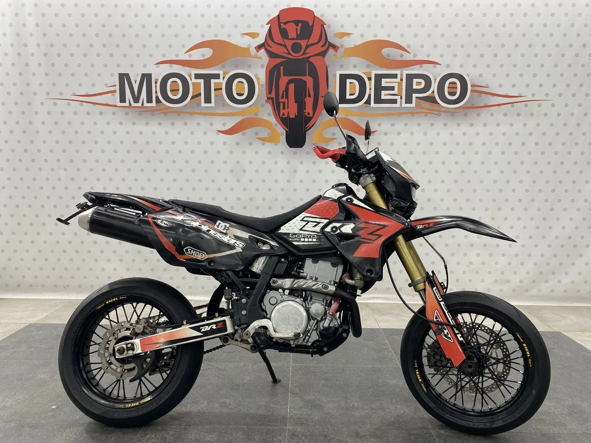 Suzuki DR-Z 400 SM
