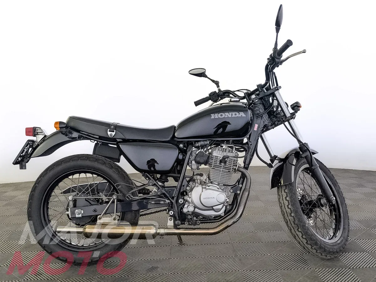 Honda CB 223S