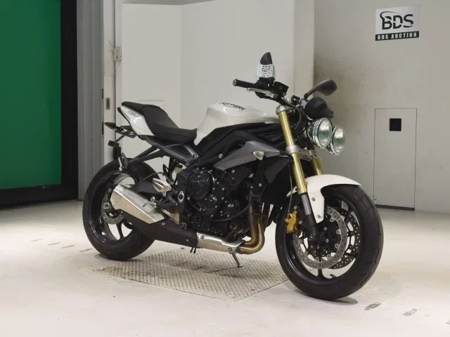 Triumph Street Triple