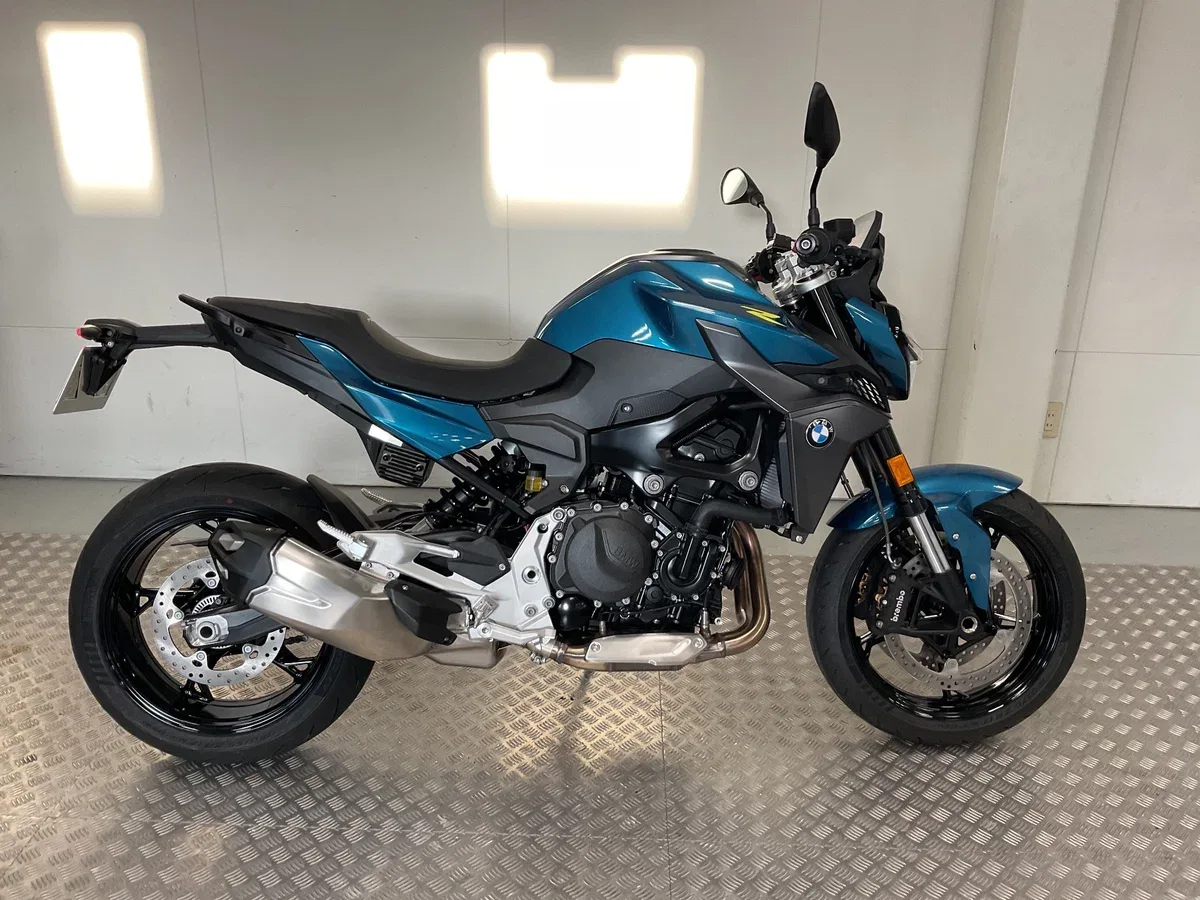 BMW F 900 R