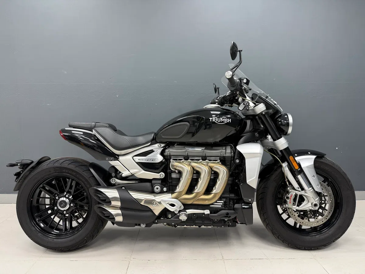 Triumph Rocket 3
