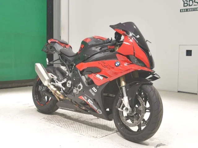 BMW M 1000 RR