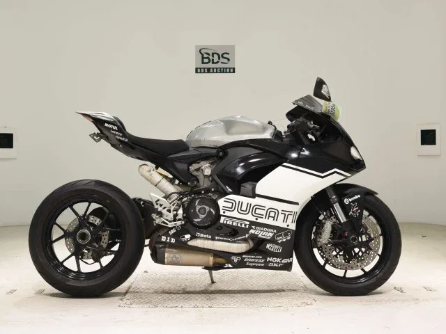 Ducati Panigale V2