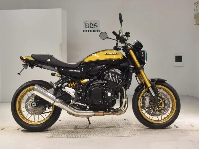 Kawasaki Z900RS