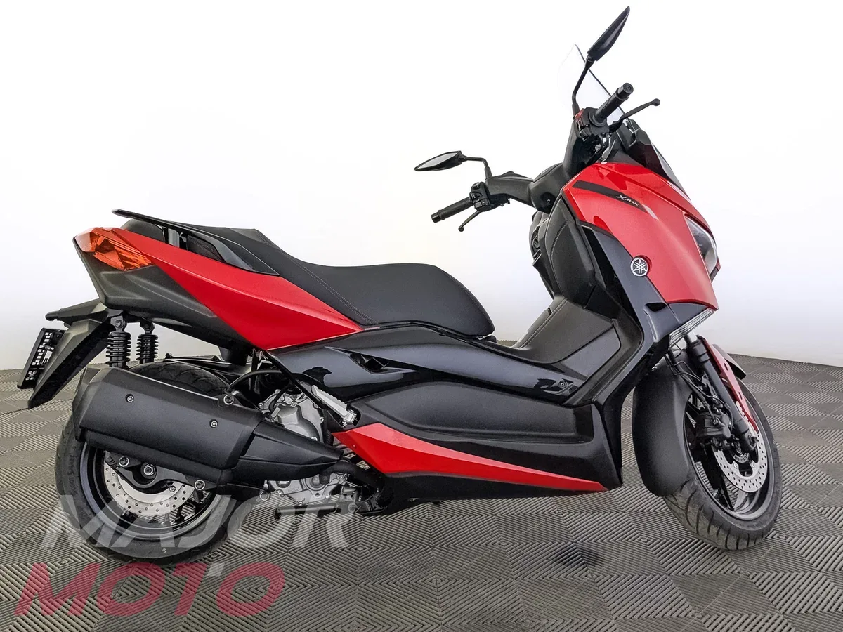 Yamaha XMAX