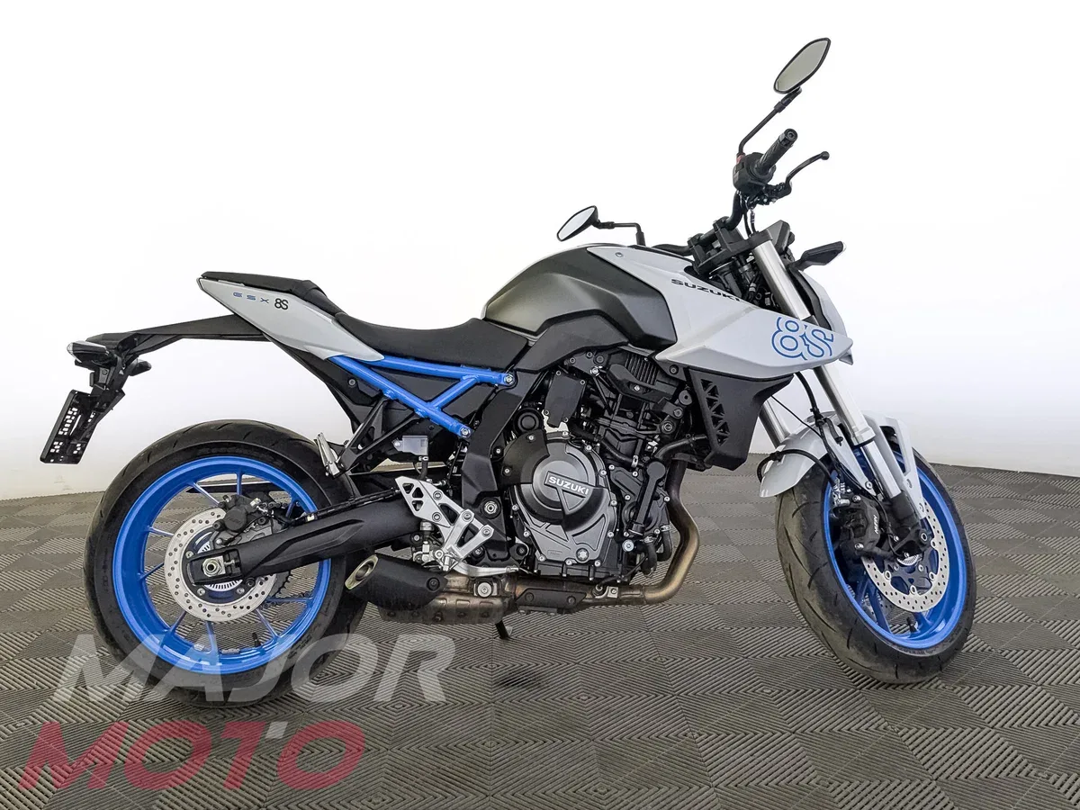 Suzuki GSX-8S