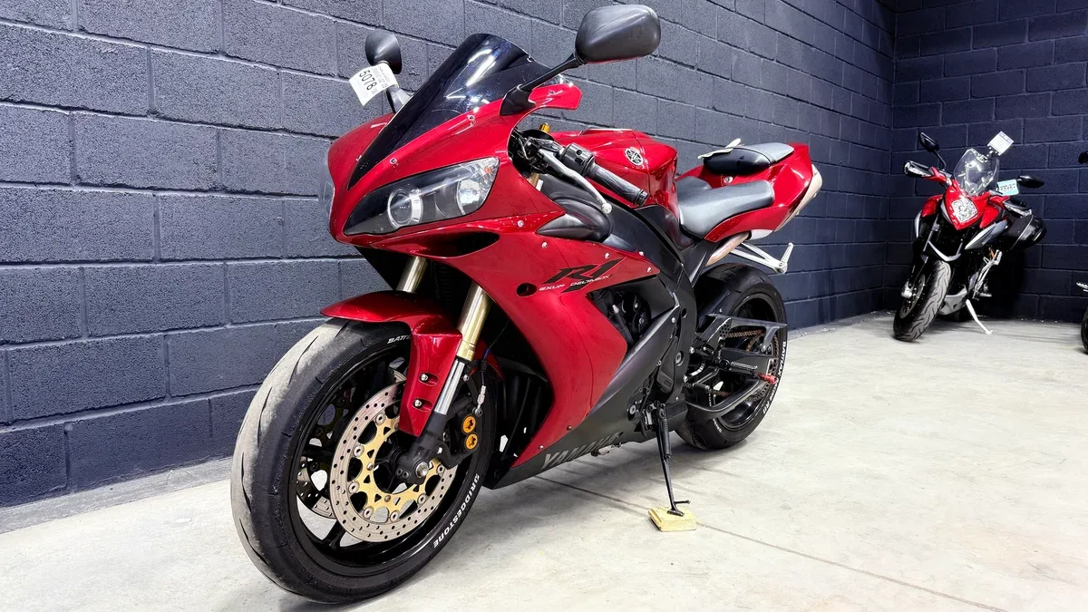 Yamaha YZF-R1
