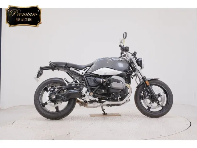 BMW R nine T Pure