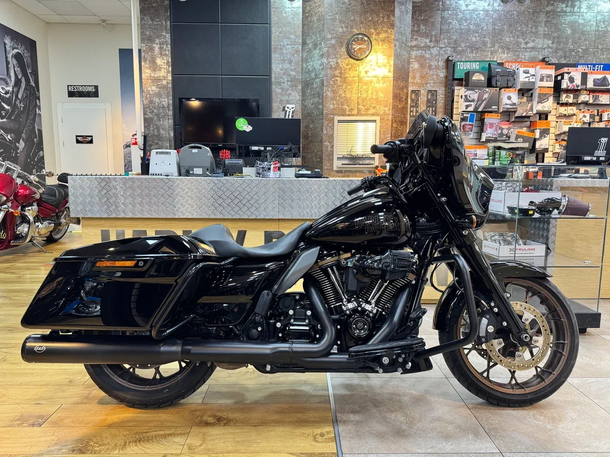 Harley-Davidson Street Glide ST