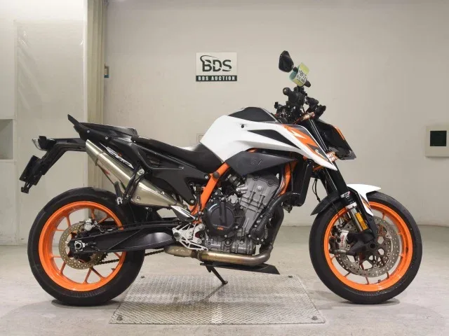 KTM AG 890 Duke R
