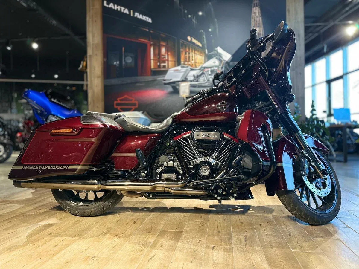 Harley-Davidson CVO Street Glide