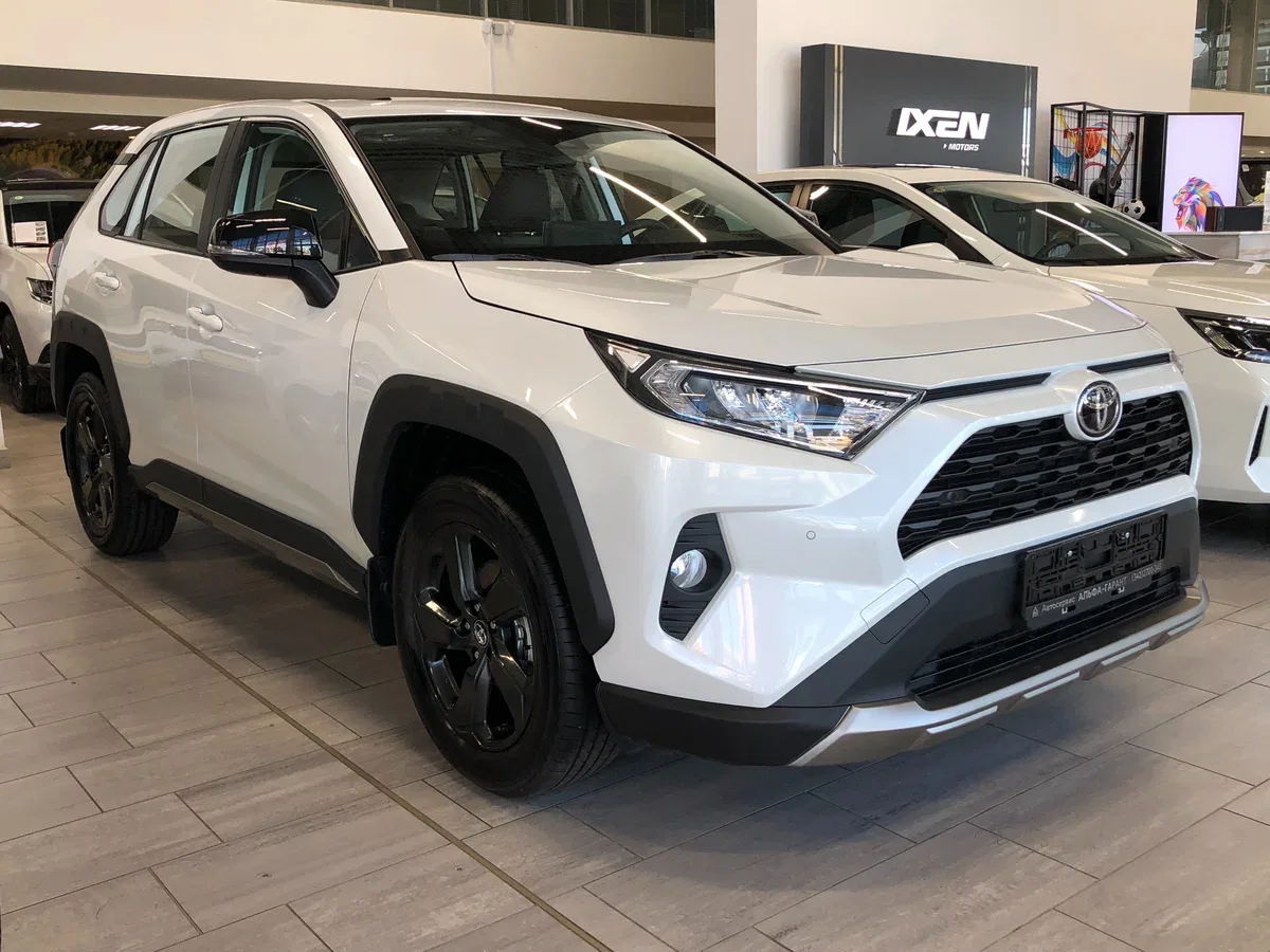 Toyota RAV4 V (XA50)