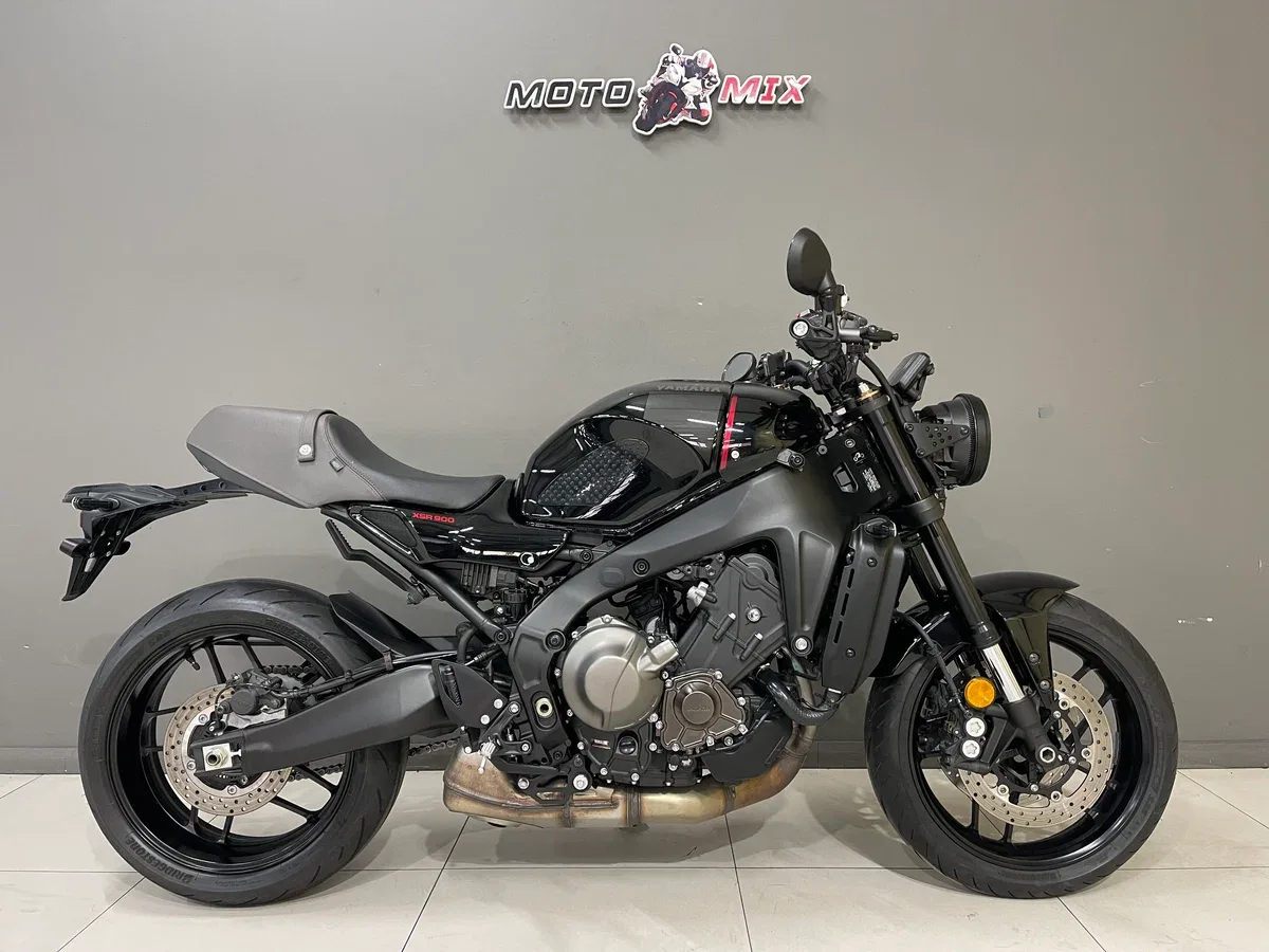 Yamaha XSR900