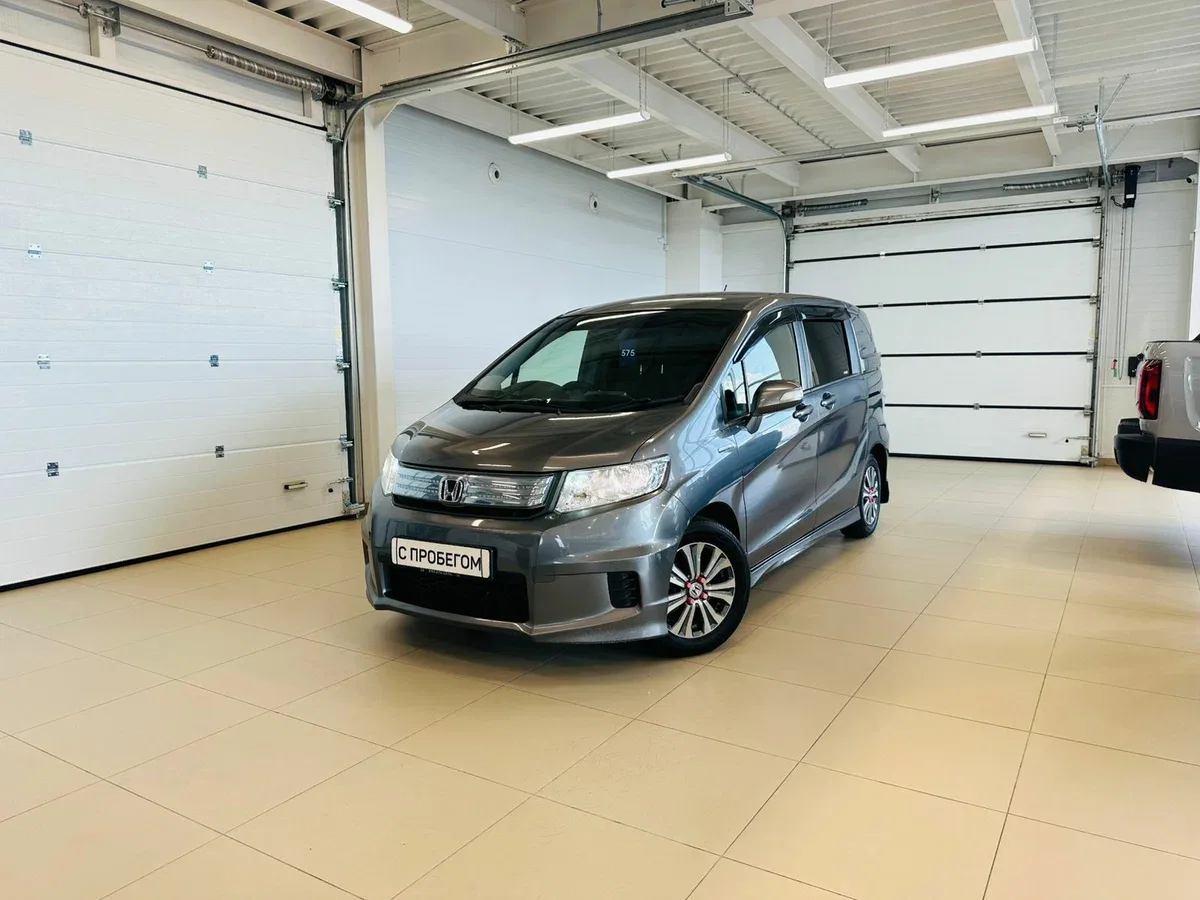 Honda Freed I Рестайлинг
