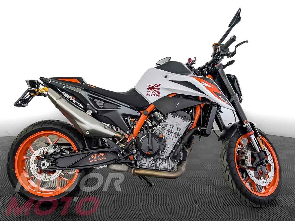 KTM AG 890 Duke R