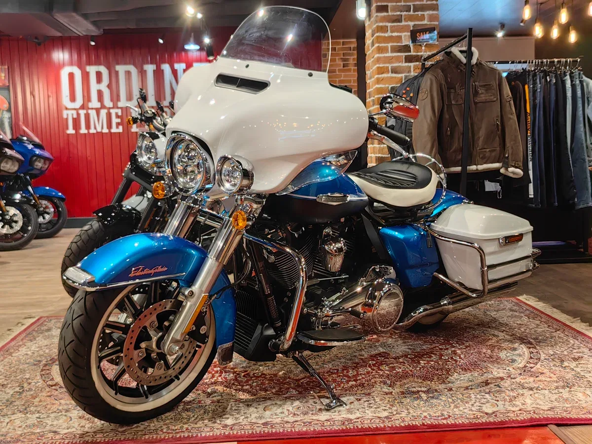 Harley-Davidson Electra Glide Revival