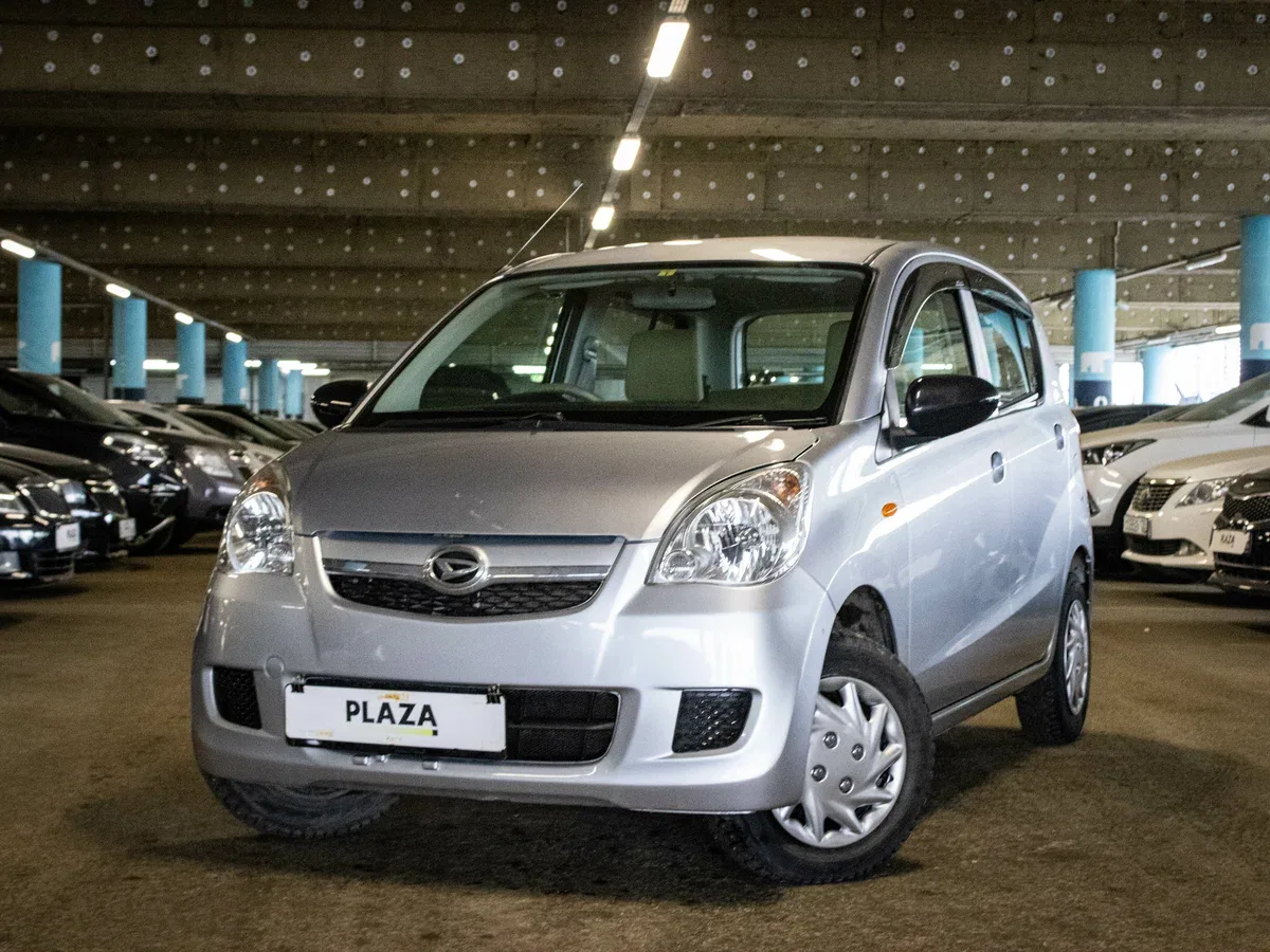 Daihatsu Mira VII
