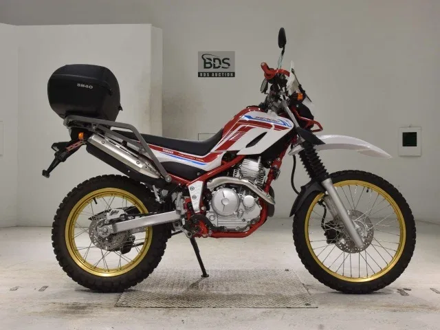Yamaha XT250 Serow
