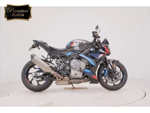 BMW M 1000 R