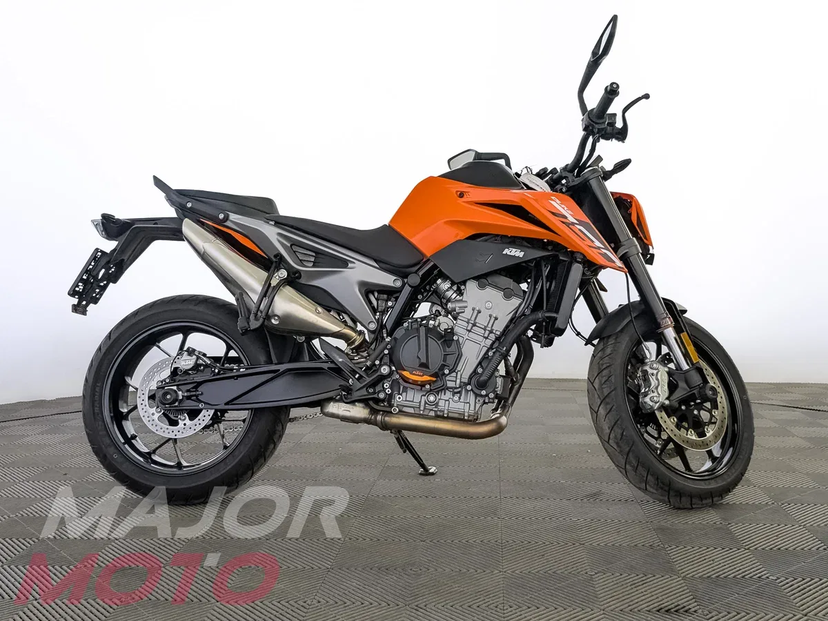 KTM AG 790 Duke