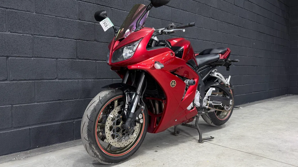 Yamaha FZ1