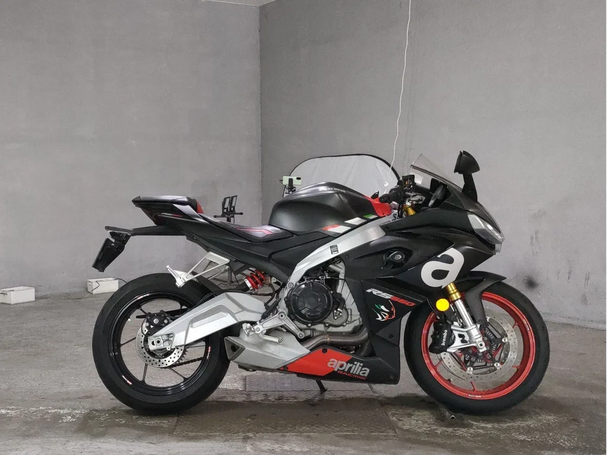 Aprilia RS 660