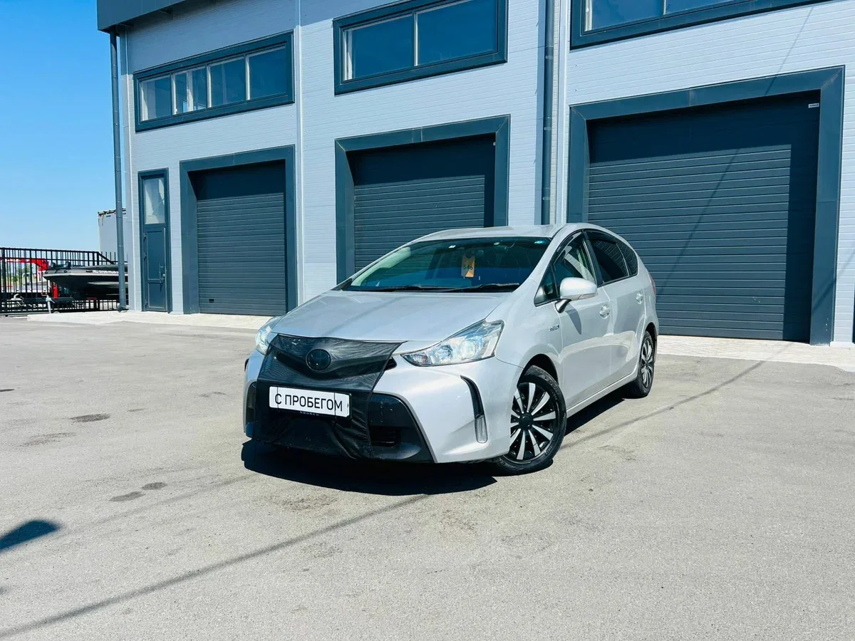 Toyota Prius Alpha I (ZVW40/41) Рестайлинг