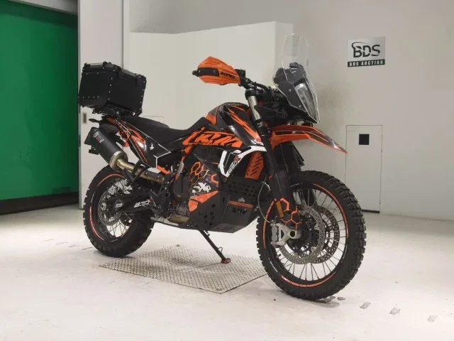 KTM AG 890 Adventure R